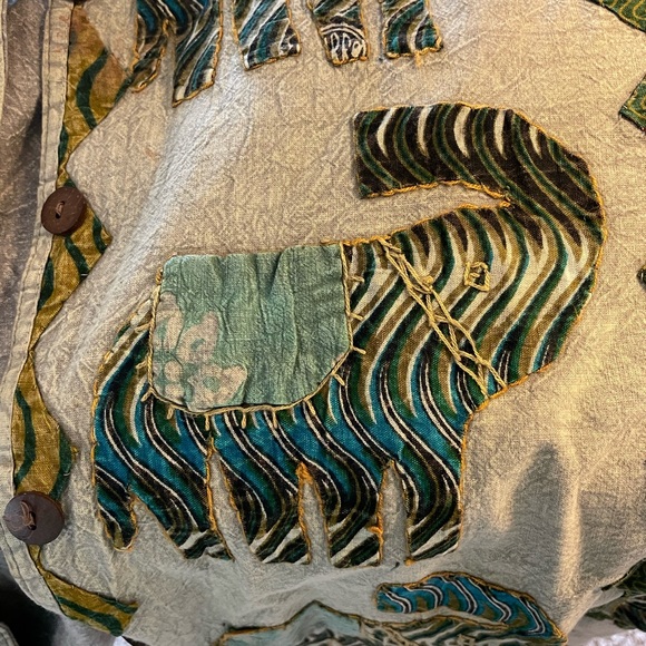 Women’s designer jacket. Made in India. Lots of hand stitching. Medium size. - Picture 7 of 9